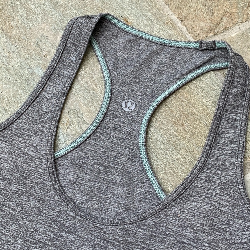 Lululemon size 6 Cool Racerback tank
